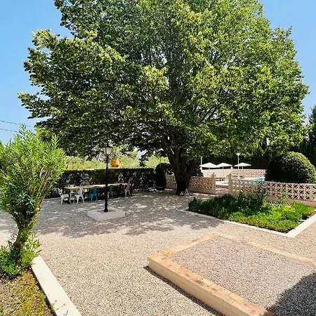 Casa De Lirios 4*