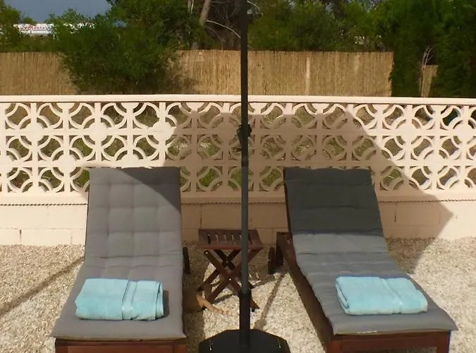 Casa De Lirios Bed & Breakfast