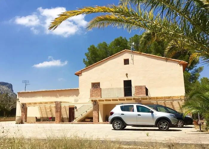 Casa De Lirios Bed & Breakfast