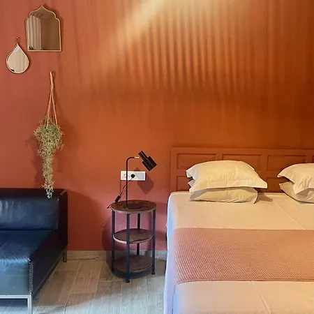 Bed & Breakfast Casa De Lirios *