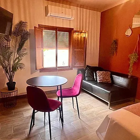 B&B Casa De Lirios 4*